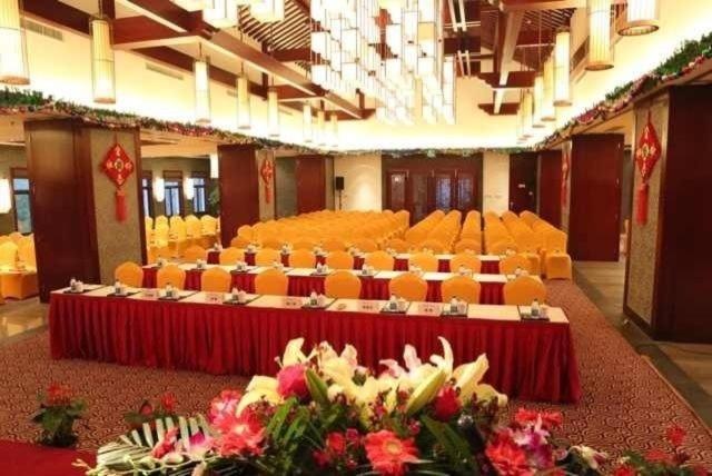 Suzhou Hanyuan Yacht&Resort Hotel Bagian luar foto